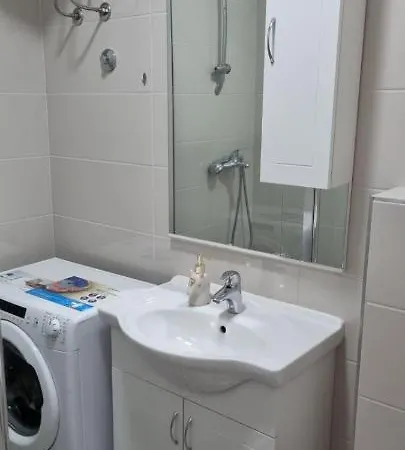 Apartman Mia *